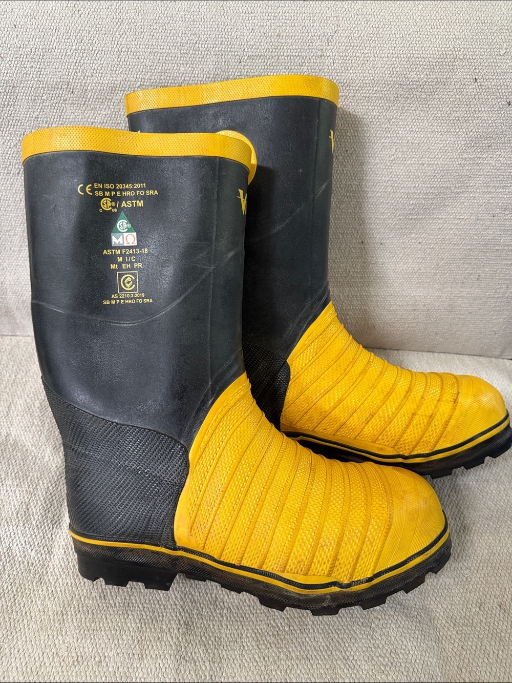 Men's size 12 VW49 miner / mining Protective Work Boots